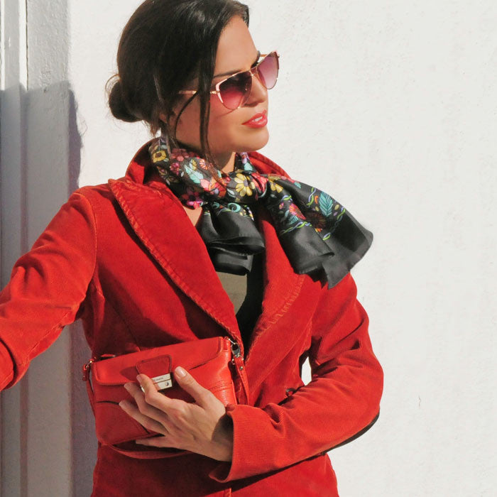 Floral French scarf, 100% silk, grey color, by ANNE TOURAINE Paris™ scarves tied as a classic Parisian neck scarf