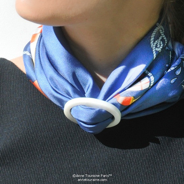 White mother of pearl handcrafted scarf ring. Large size. A fun, essential, and versatile complementary to your ANNE TOURAINE Paris™ silk scarves. (3)