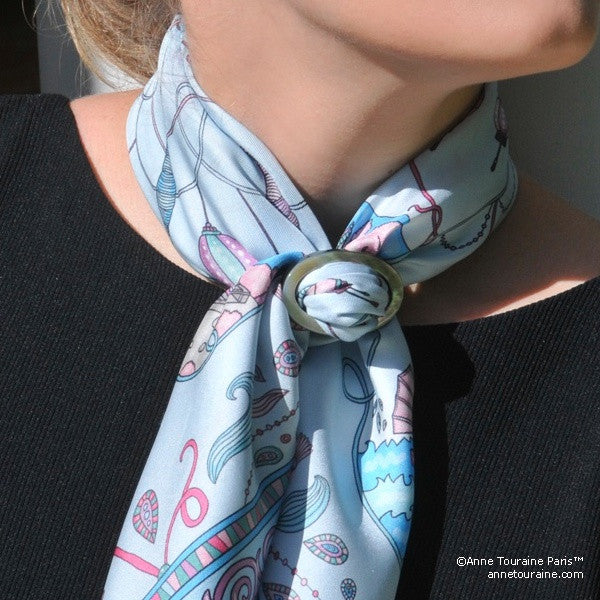 Black mother of pearl handcrafted scarf ring. Medium size. A fun, essential, and versatile complementary to your ANNE TOURAINE Paris™ silk scarves. (2)