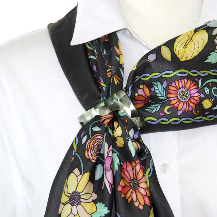 Rectangular scarf ring, black mother of pearl, with the grey FLORAL scarf: two unique creations by ANNE TOURAINE Paris™