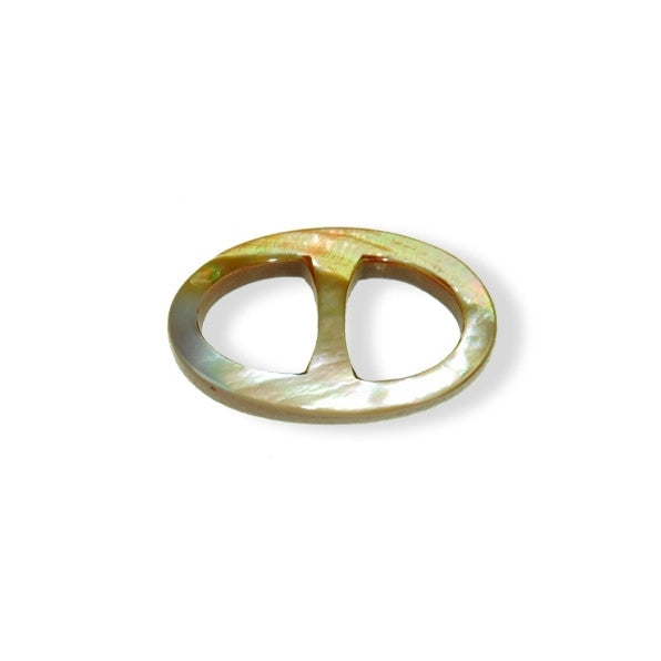 Brown mother of pearl handcrafted scarf ring. Medium size. A fun, essential, and versatile complementary to your ANNE TOURAINE Paris™ silk scarves. (1)