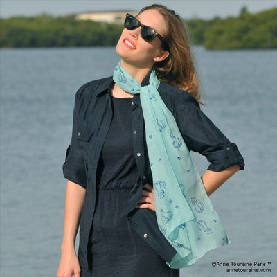 Turquoise blue silk chiffon scarf with cat pattern, oblong shape: a perfect gift for cat lovers. Scarf by ANNE TOURAINE Paris™ (3)