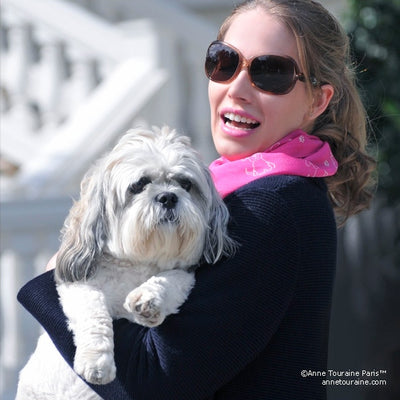 Pink silk chiffon scarf with dog pattern, oblong shape: a perfect gift for dog lovers. Scarf by ANNE TOURAINE Paris™ (2)