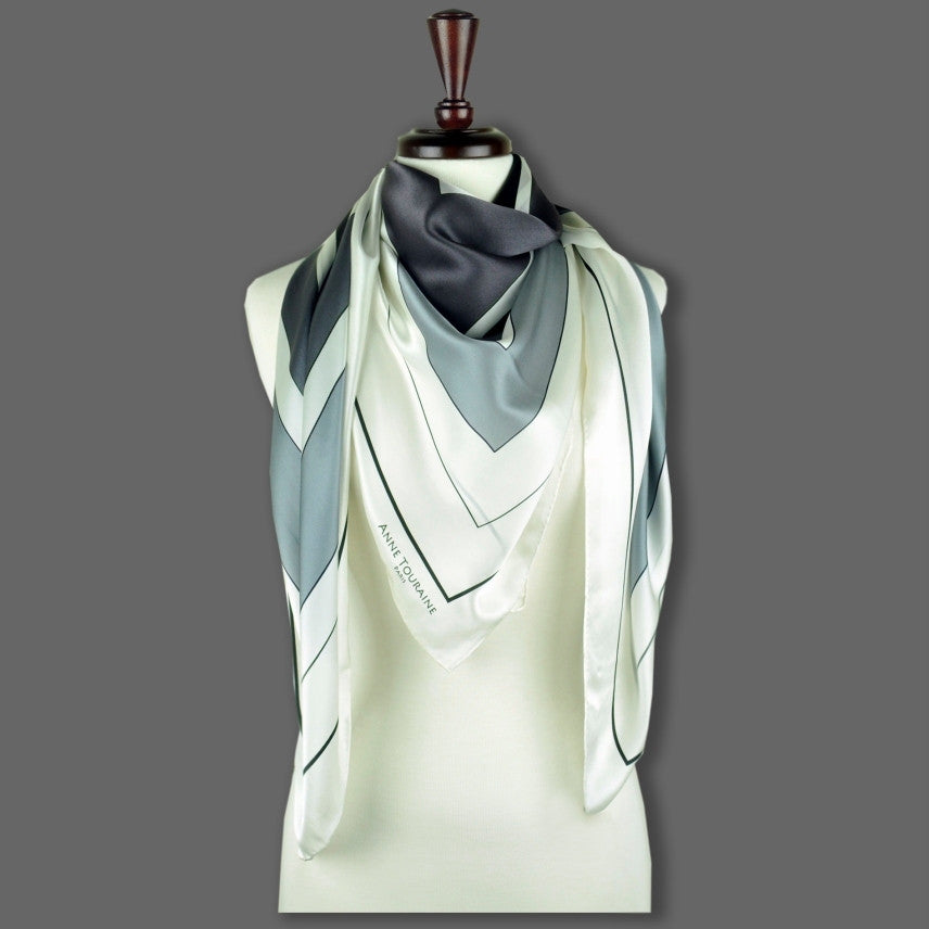 Extra large silk scarf black and white - 47x47 - ANNE TOURAINE