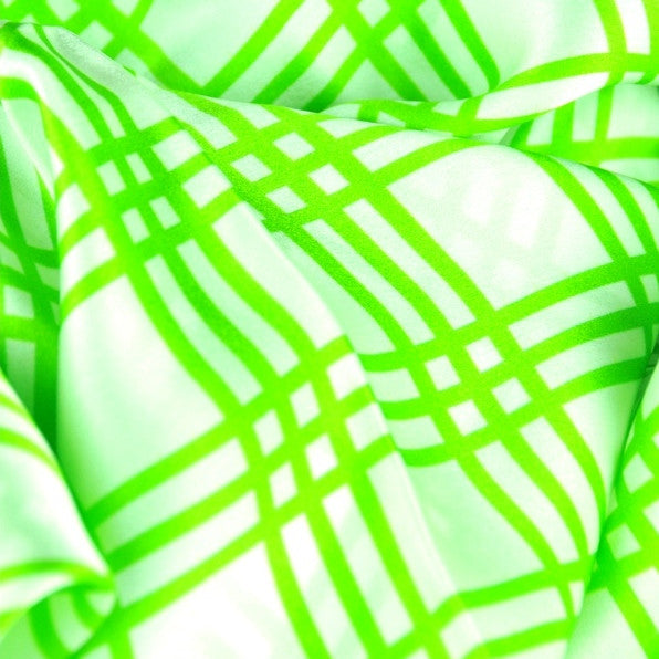 Green and white extra large silk scarf with a fresh and modern stripe pattern: versatile and easy to wear all year round. Scarf ANNE TOURAINE Paris™ (5)