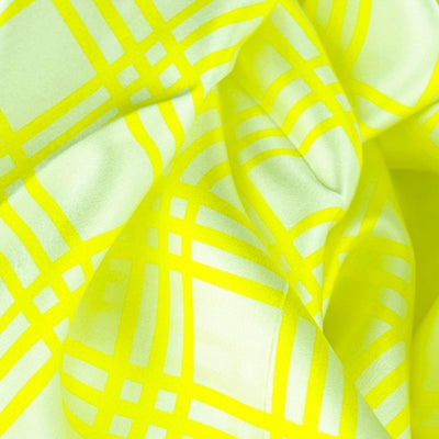 Yellow and white extra large silk scarf with a fresh and modern stripe pattern: versatile and easy to wear all year round. Scarf ANNE TOURAINE Paris™ (5)